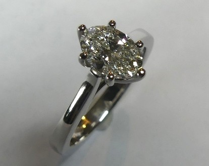 Platinum solitaire Oval Diamond engagement ring