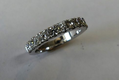 Brilliant Cut Diamond Wedding Ring