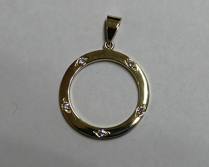 Diamond Set Circle Pendant